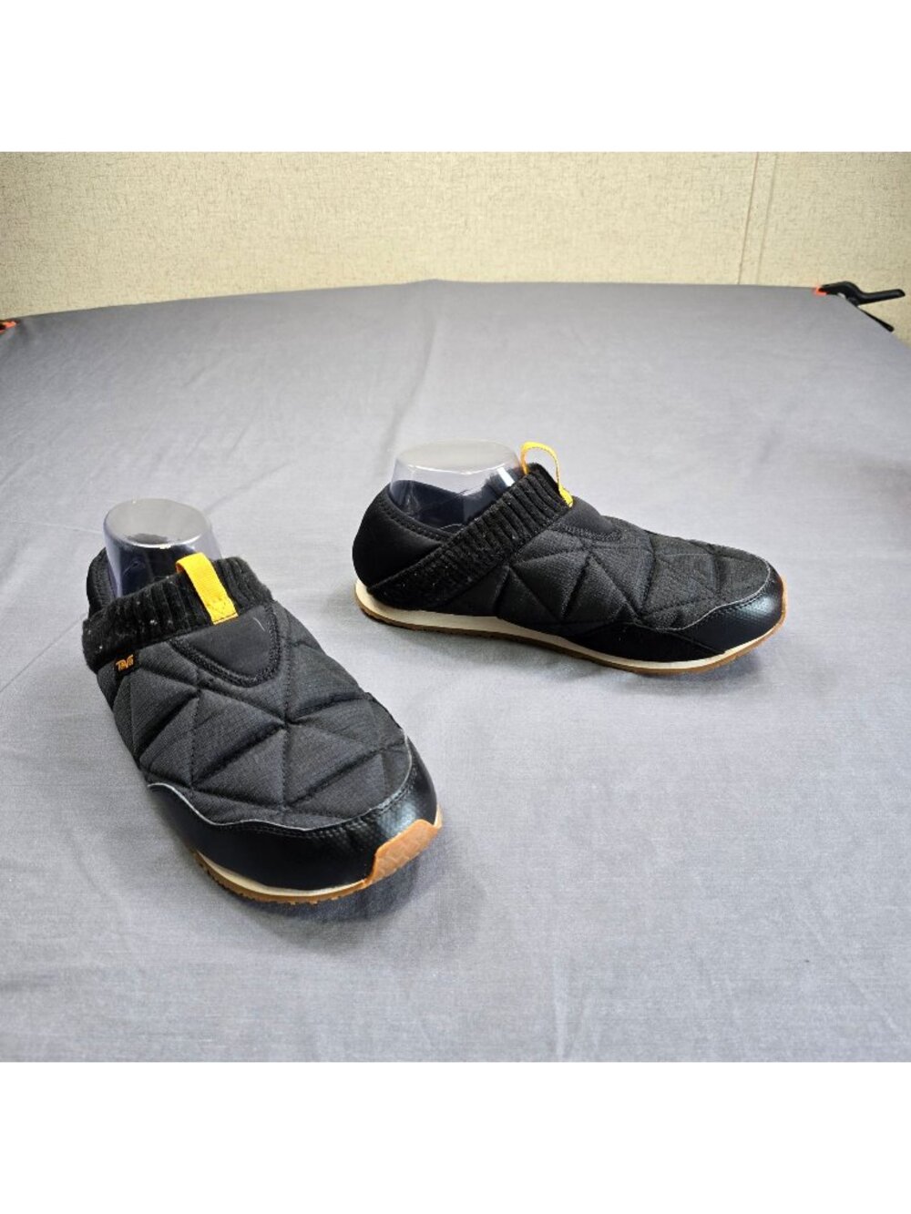 Teva Size 10 Womens Ember Slip-On Shoes Black Quilted Comfort Casual